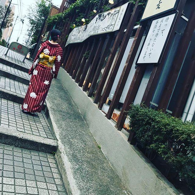 着物で銀座へお出かけ。昭和レトロを感じてみませんか？